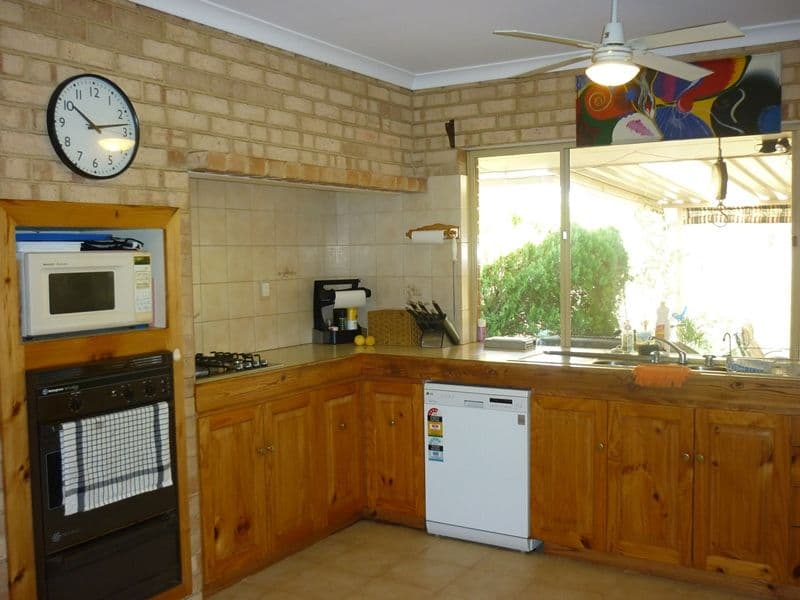 16 Egret Place, Chittering WA 6084, Chittering - Thumbnail 6