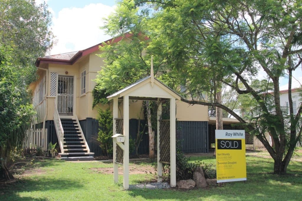 7 Gladstone Road, SADLIERS CROSSING QLD 4305, Sadliers Crossing - Thumbnail 2