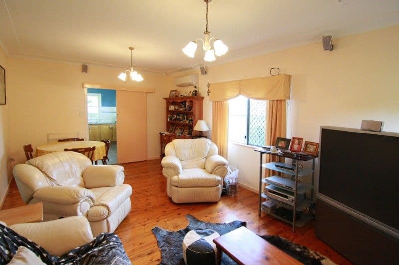 13 Memory Street, HARRISTOWN QLD 4350, Harristown - Thumbnail 3