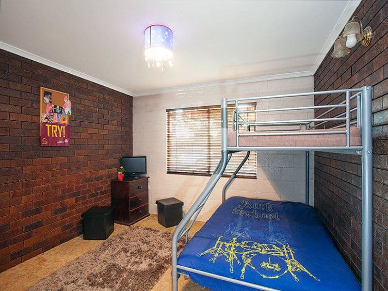2 Doris Street, ANDERGROVE QLD 4740, Andergrove - Thumbnail 6