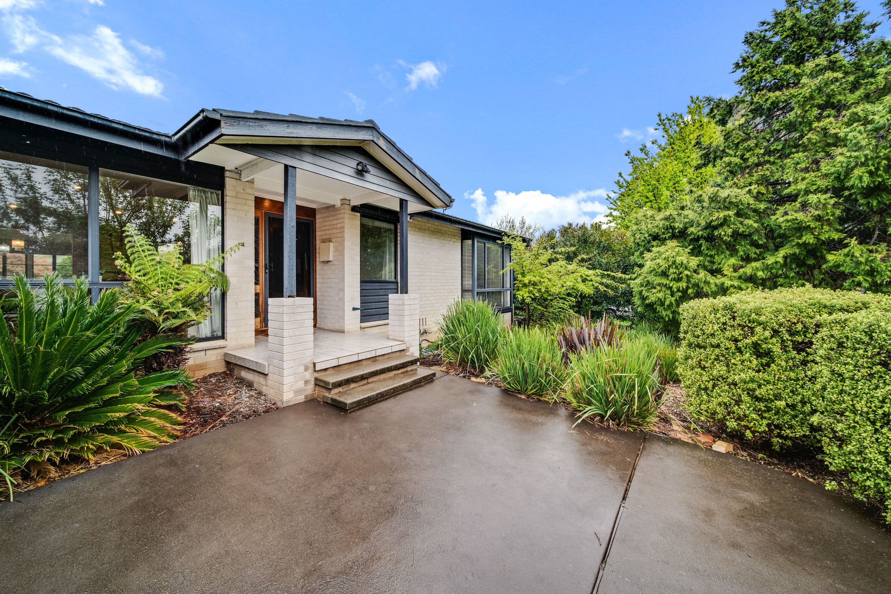 18 Mcmahon Court, Kambah ACT 2902, Kambah - Image 1