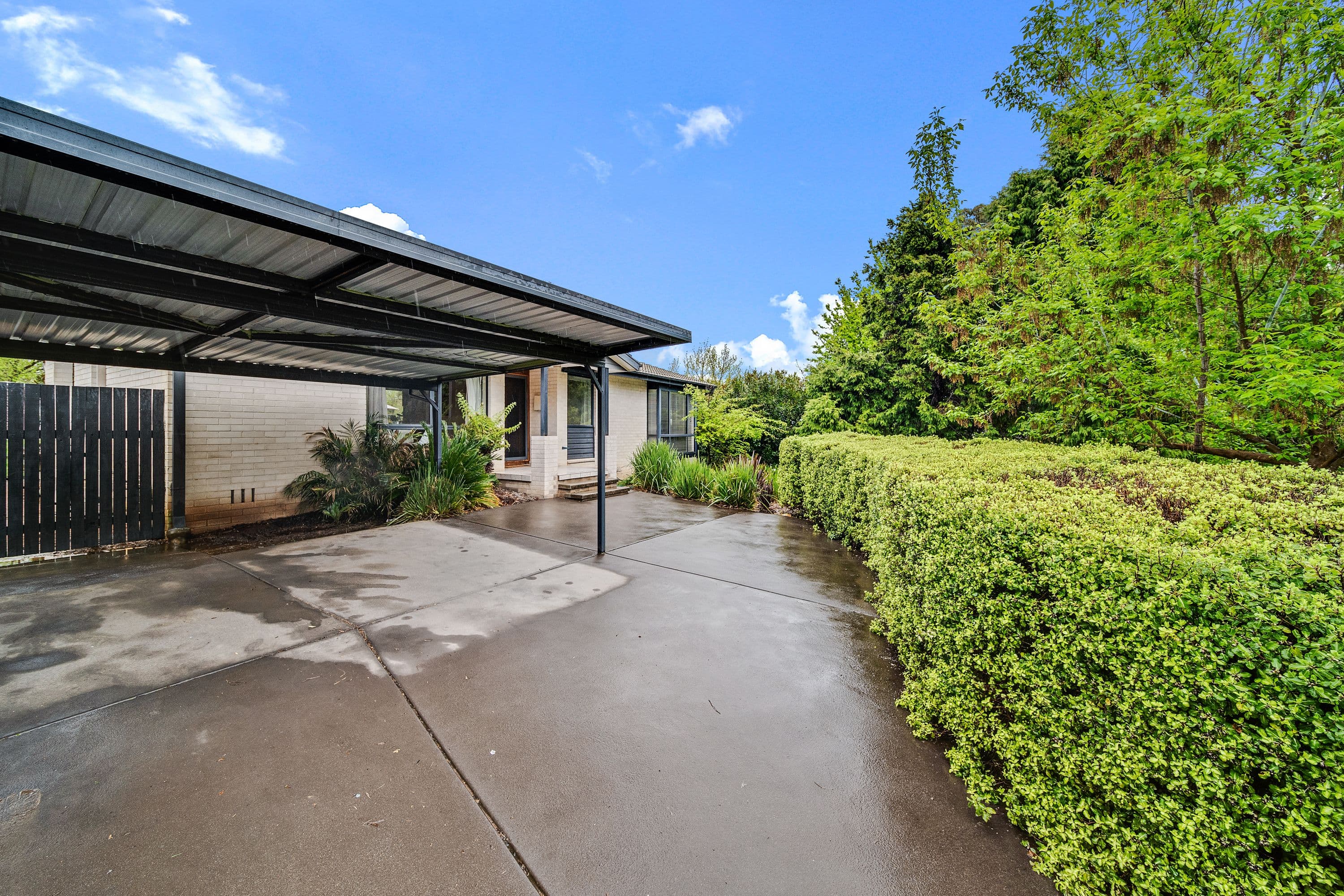 18 Mcmahon Court, Kambah ACT 2902, Kambah - Thumbnail 2