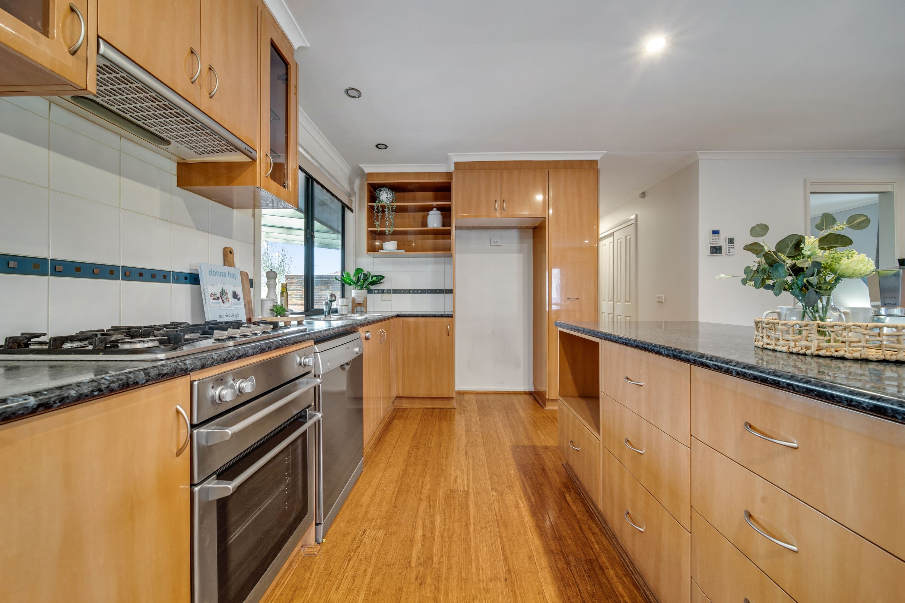 18 Mcmahon Court, Kambah ACT 2902, Kambah - Thumbnail 4