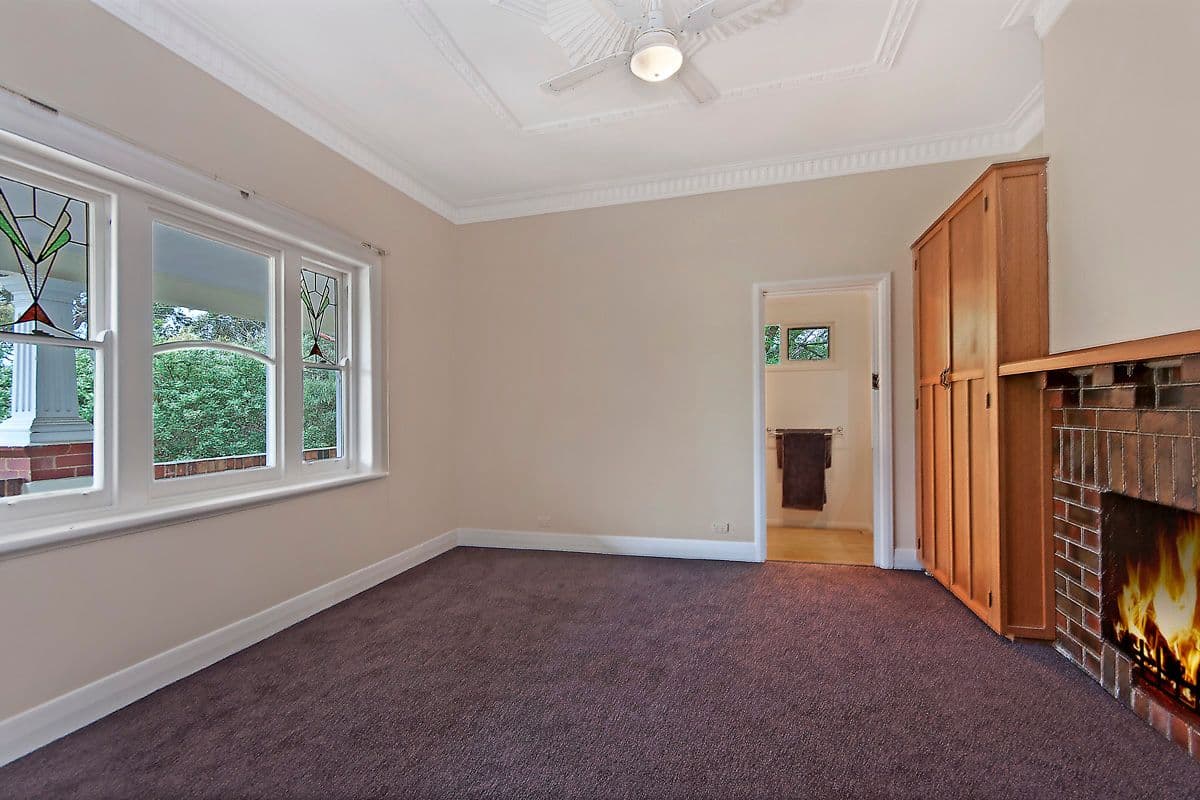 1 Thompson Street, Hamilton VIC 3300, Hamilton - Thumbnail 4