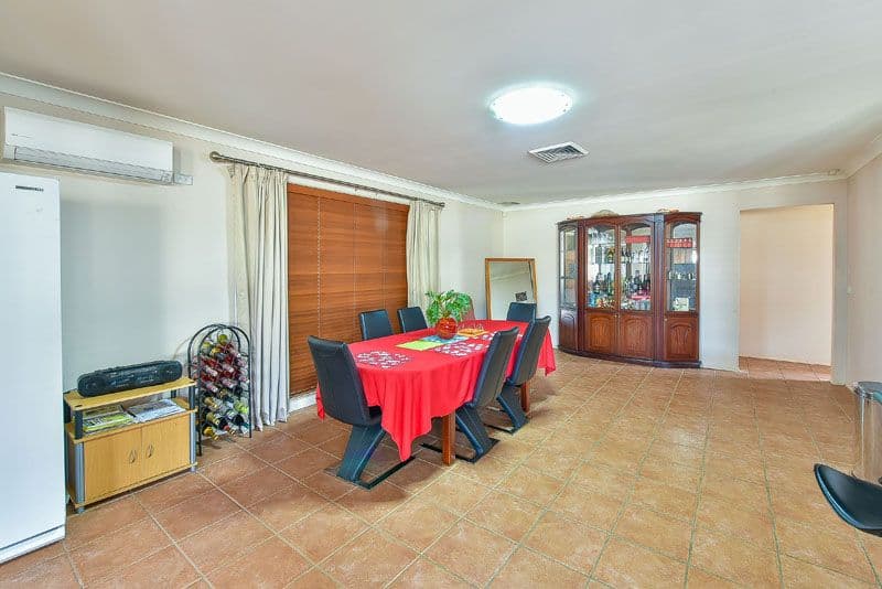 2 Bottlebrush Avenue, Casula NSW 2170, Casula - Thumbnail 6