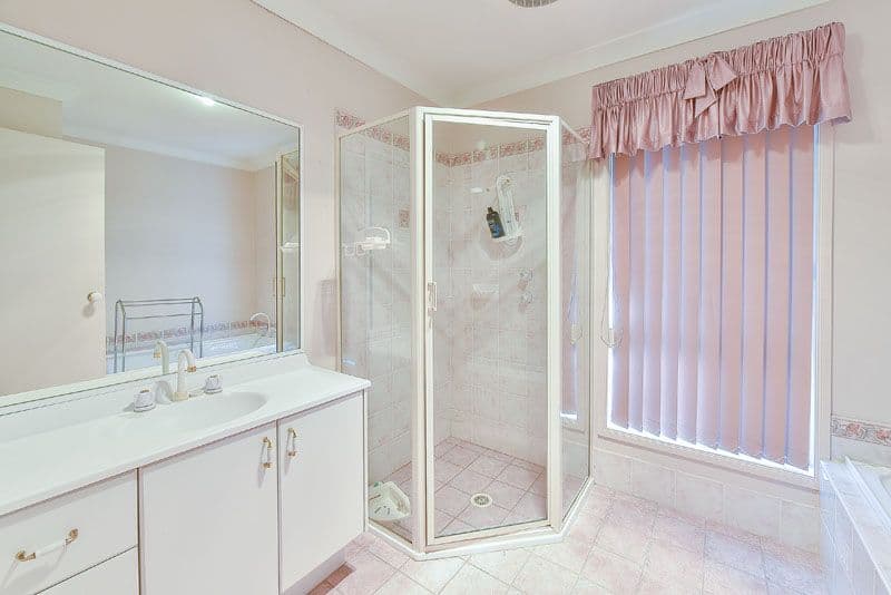 2 Bottlebrush Avenue, Casula NSW 2170, Casula - Thumbnail 7