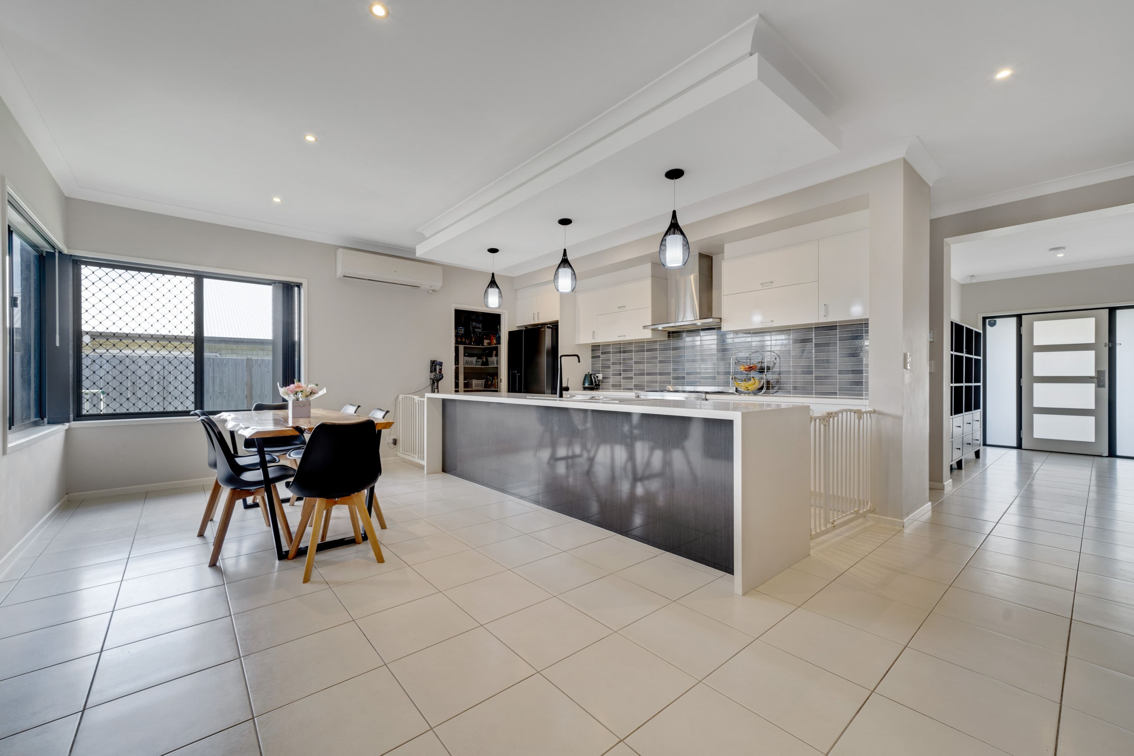 8 Sams Way, Marsden QLD 4132, Marsden - Thumbnail 3