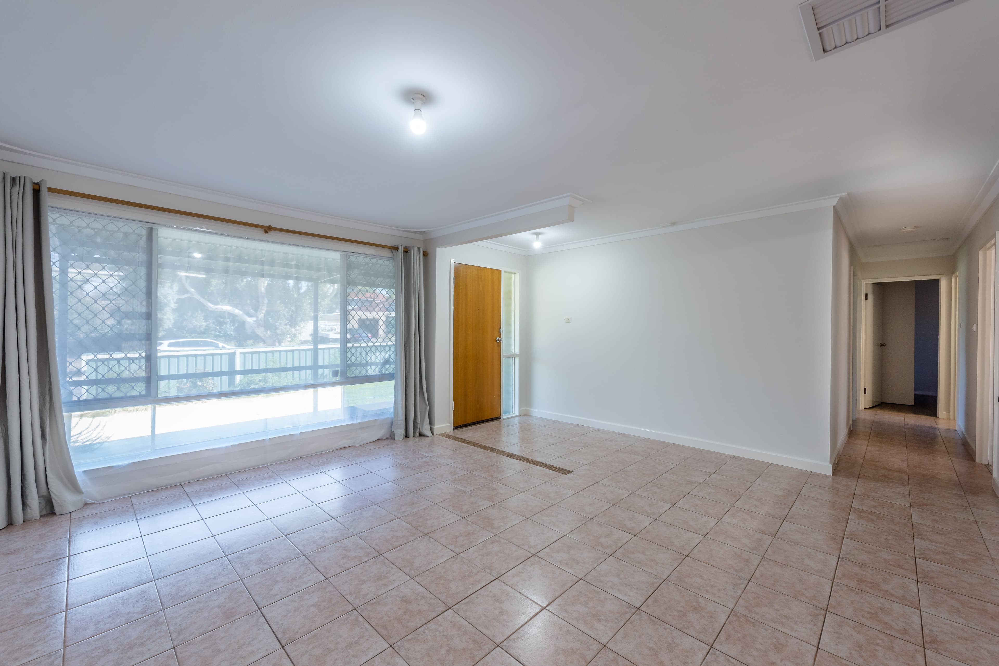 88 Ainsworth Street, Wonthella WA 6530, Wonthella - Thumbnail 4