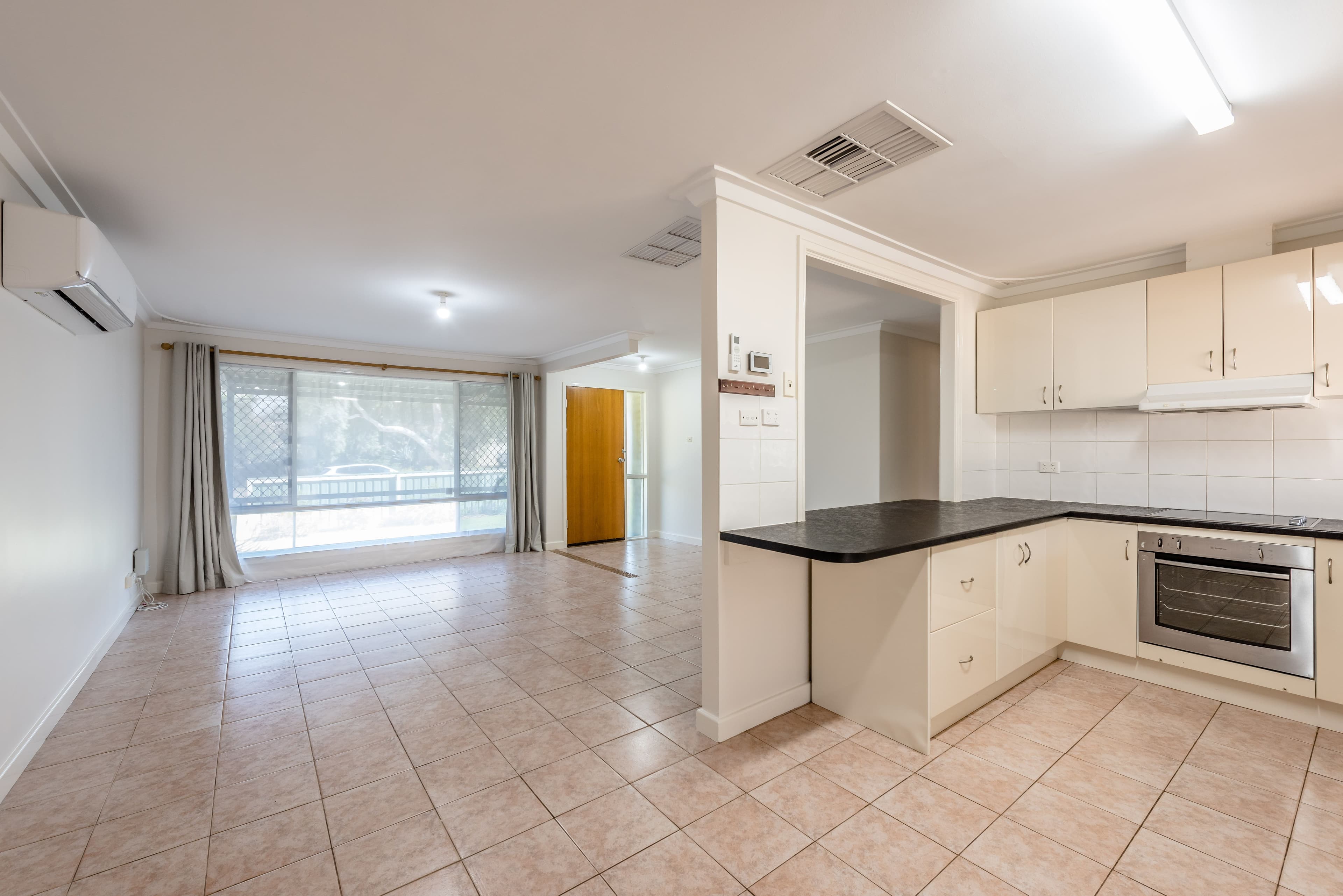 88 Ainsworth Street, Wonthella WA 6530, Wonthella - Thumbnail 6