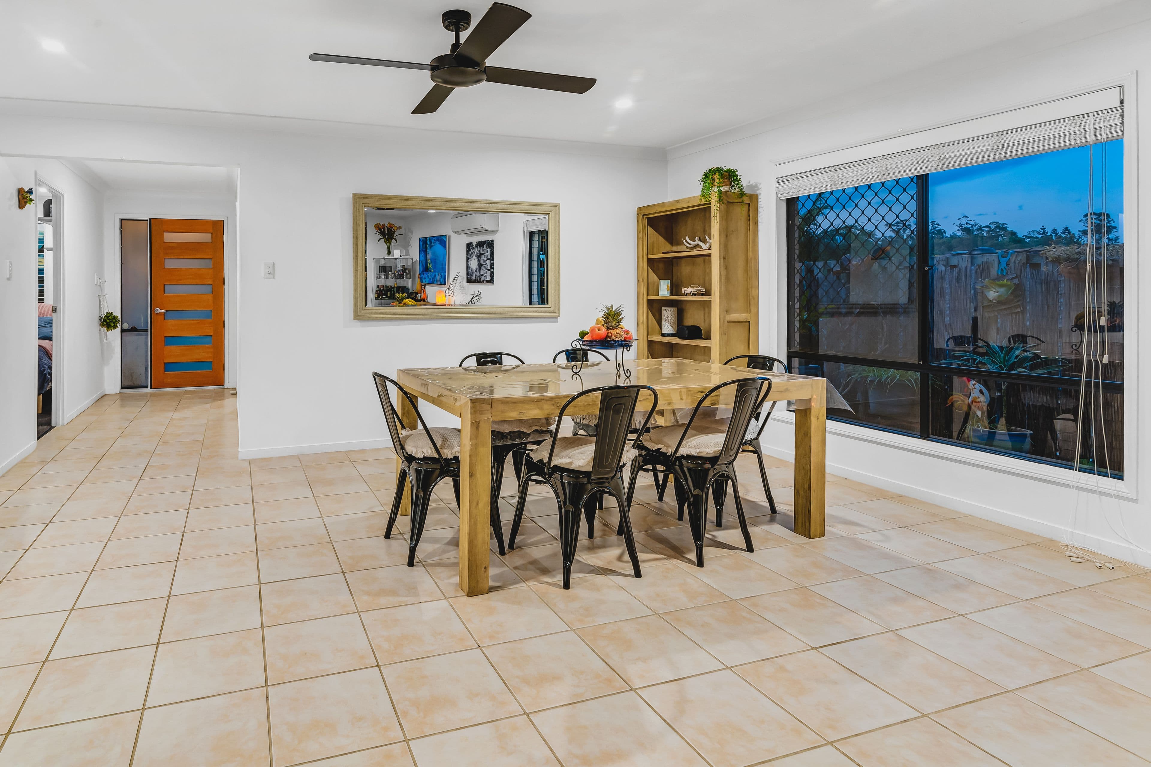 8 Tawanga Close, Pacific Pines QLD 4211, Pacific Pines - Thumbnail 8