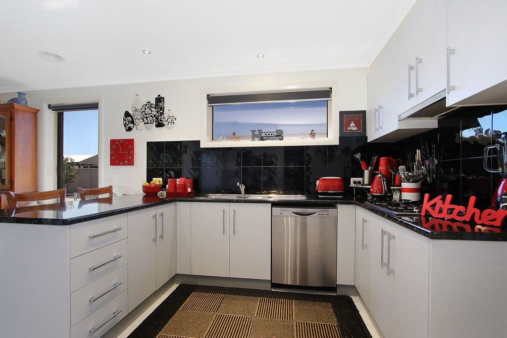8 Rebecca Way, Yarrawonga VIC 3730, Yarrawonga - Thumbnail 3