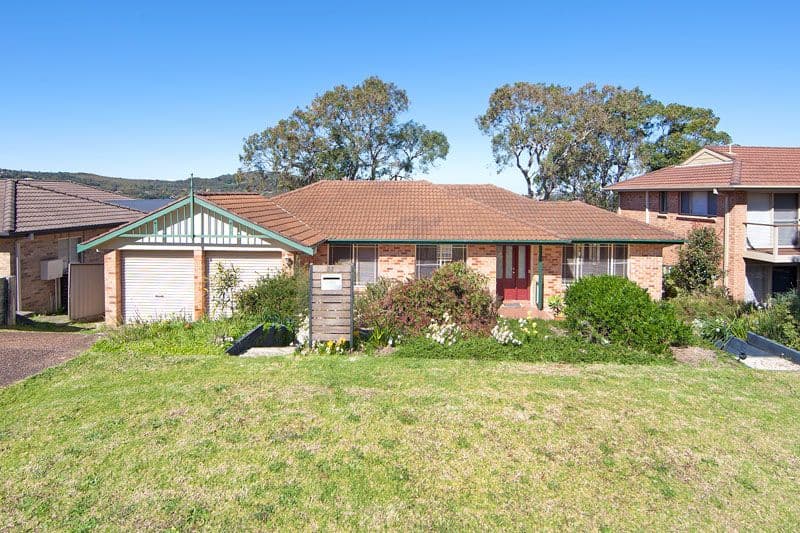 27 Morley Avenue, BATEAU BAY NSW 2261, Bateau Bay - Image 1