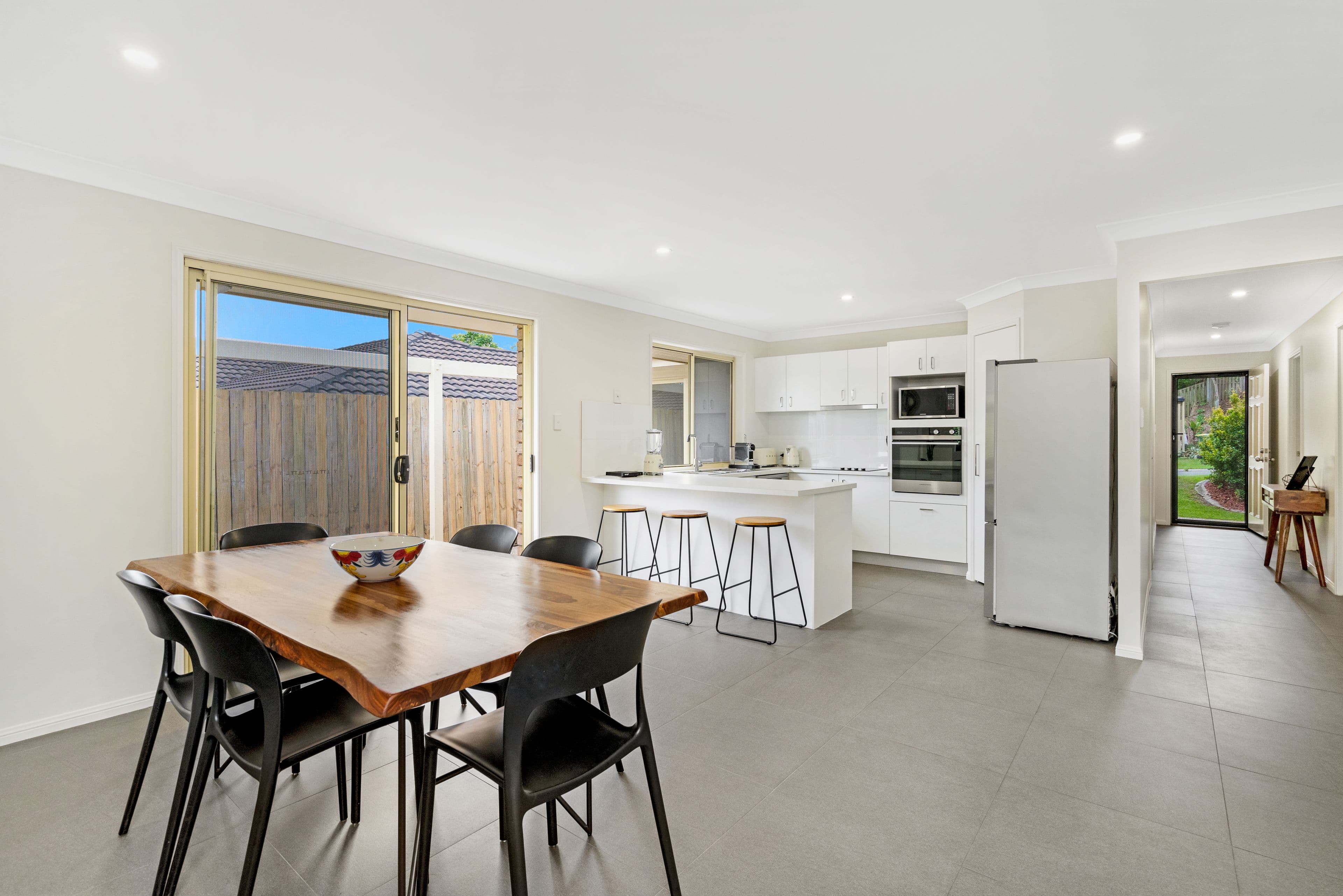 18 Nikau Crescent, Nerang QLD 4211, Nerang - Thumbnail 3