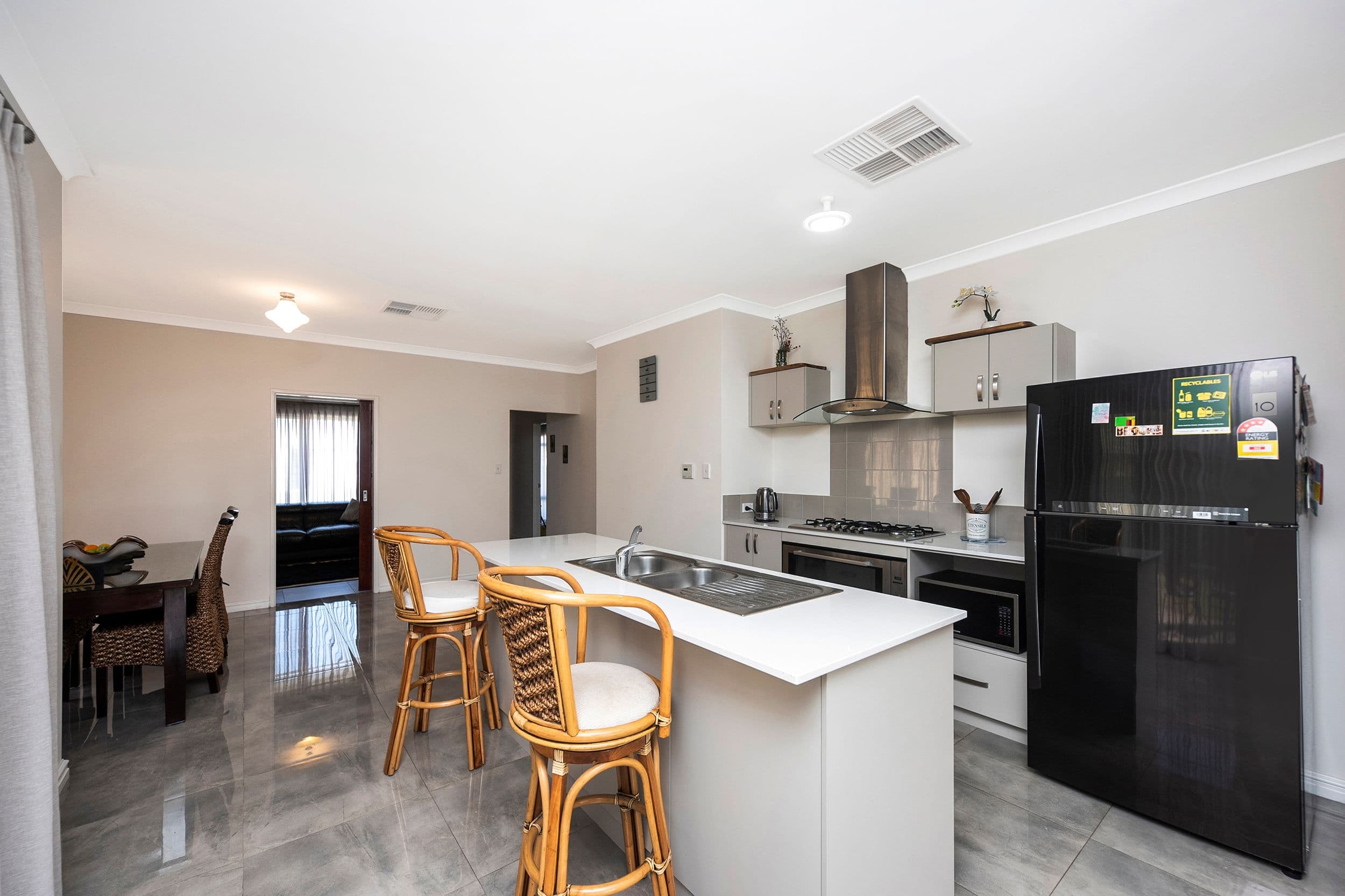 16 Fintown Street, Bullsbrook WA 6084, Bullsbrook - Thumbnail 6