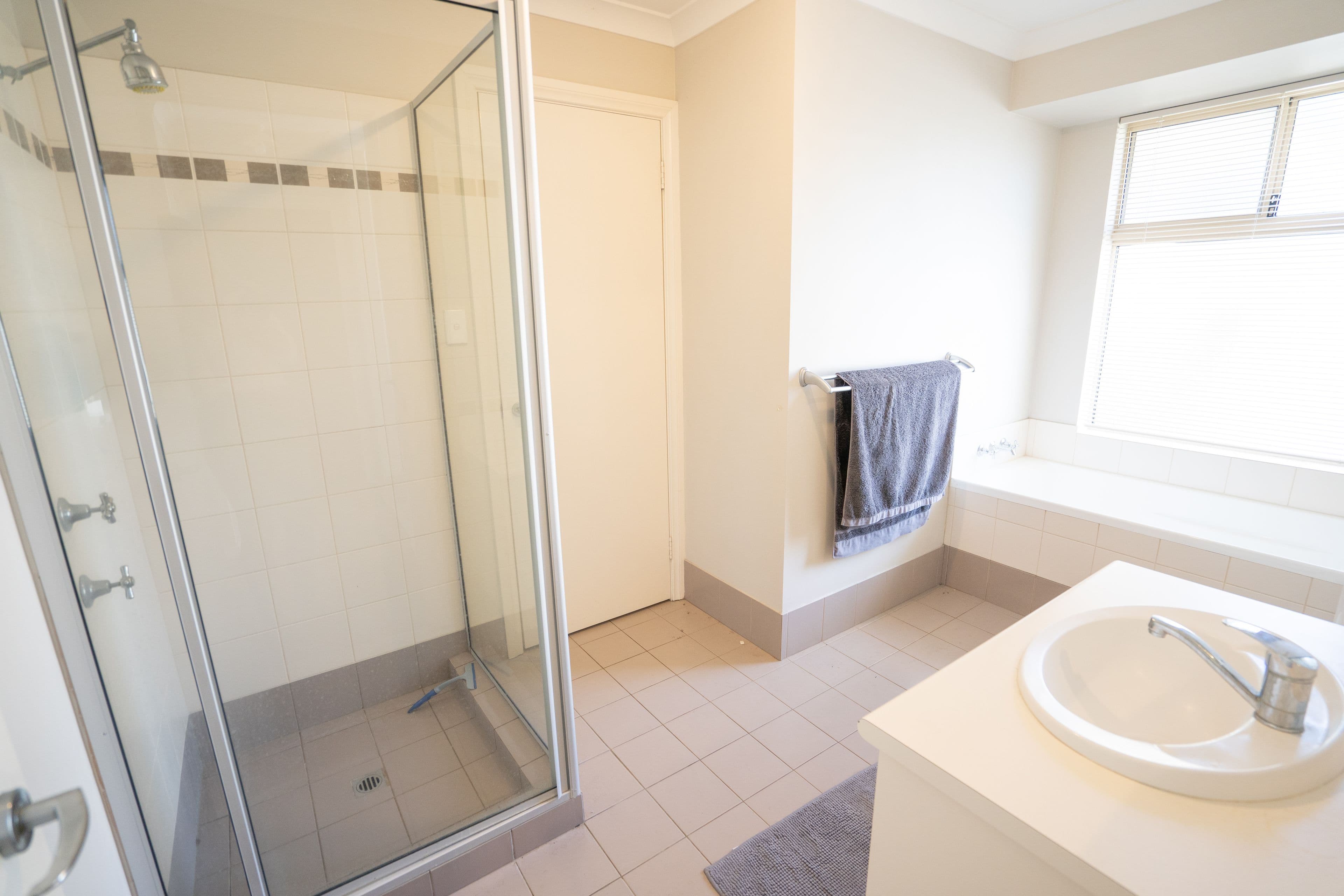 48 Katoomba Street, Orana WA 6330, Orana - Thumbnail 7
