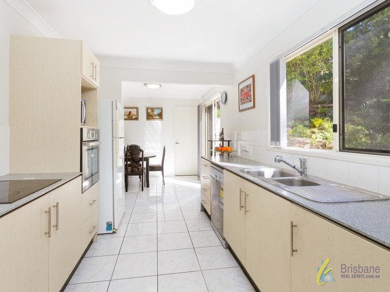 14 Torridon Close,  Chapel Hill, Chapel Hill - Thumbnail 6