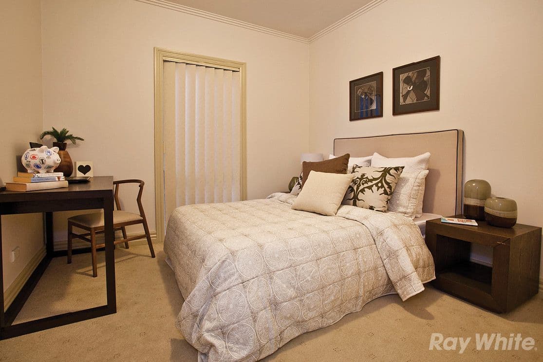 10 Holmes Street, NOBLE PARK VIC 3174, Noble Park - Thumbnail 5