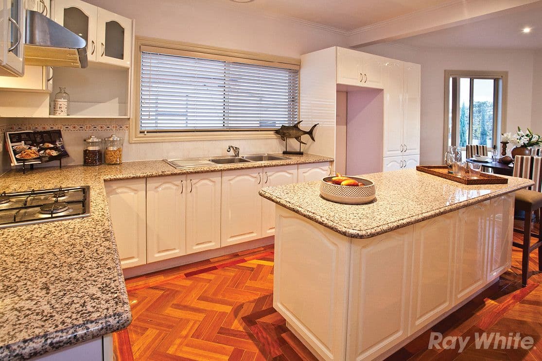10 Holmes Street, NOBLE PARK VIC 3174, Noble Park - Thumbnail 8