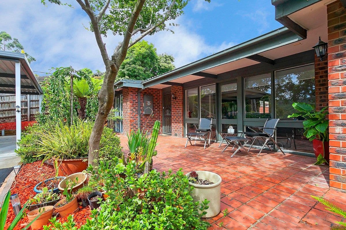 27 Mangans Road, Lilydale VIC 3140, Lilydale - Thumbnail 2