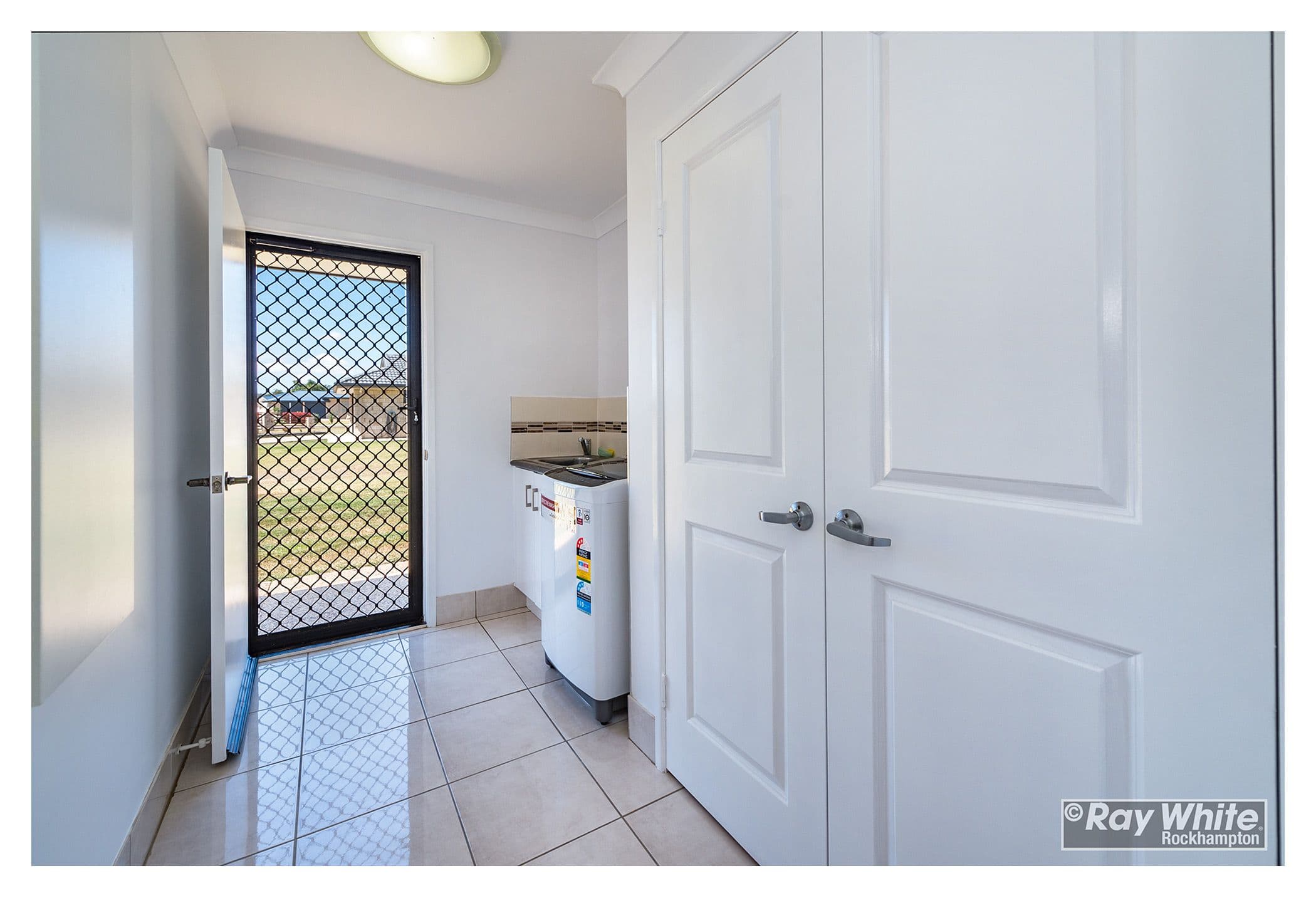 6 Stirling Drive, Rockyview QLD 4701, Rockyview - Thumbnail 6