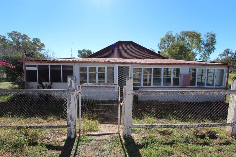 63 Main Street, Augathella QLD 4477, Augathella - Thumbnail 3