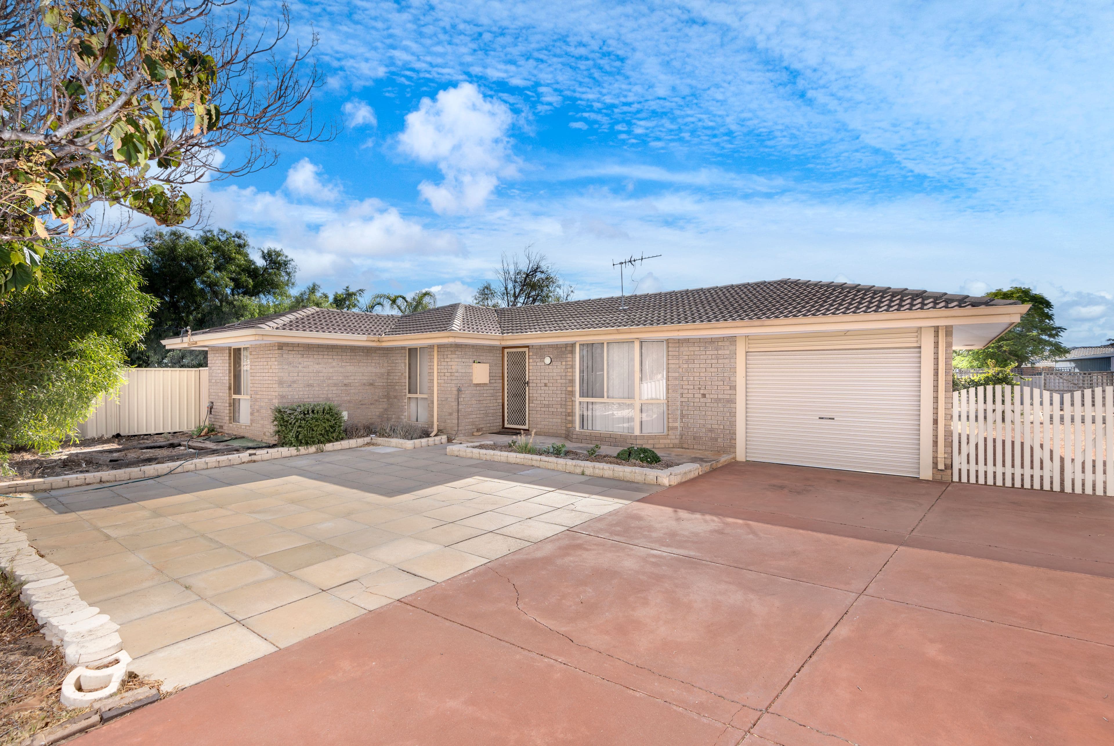 11 Astron Place, Waggrakine WA 6530, Waggrakine - Image 1