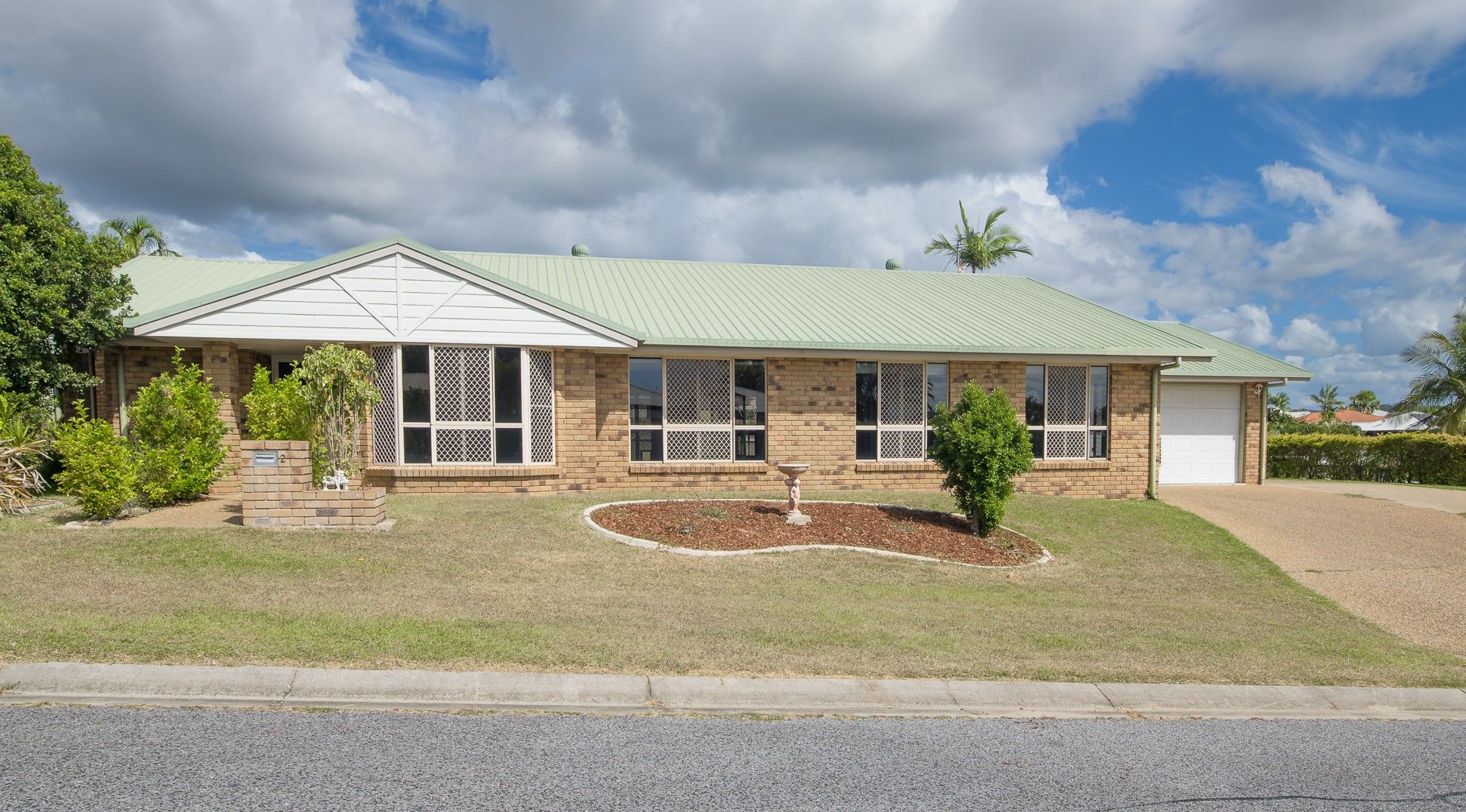 2 Fawley Close, Telina QLD 4680, Telina - Image 1