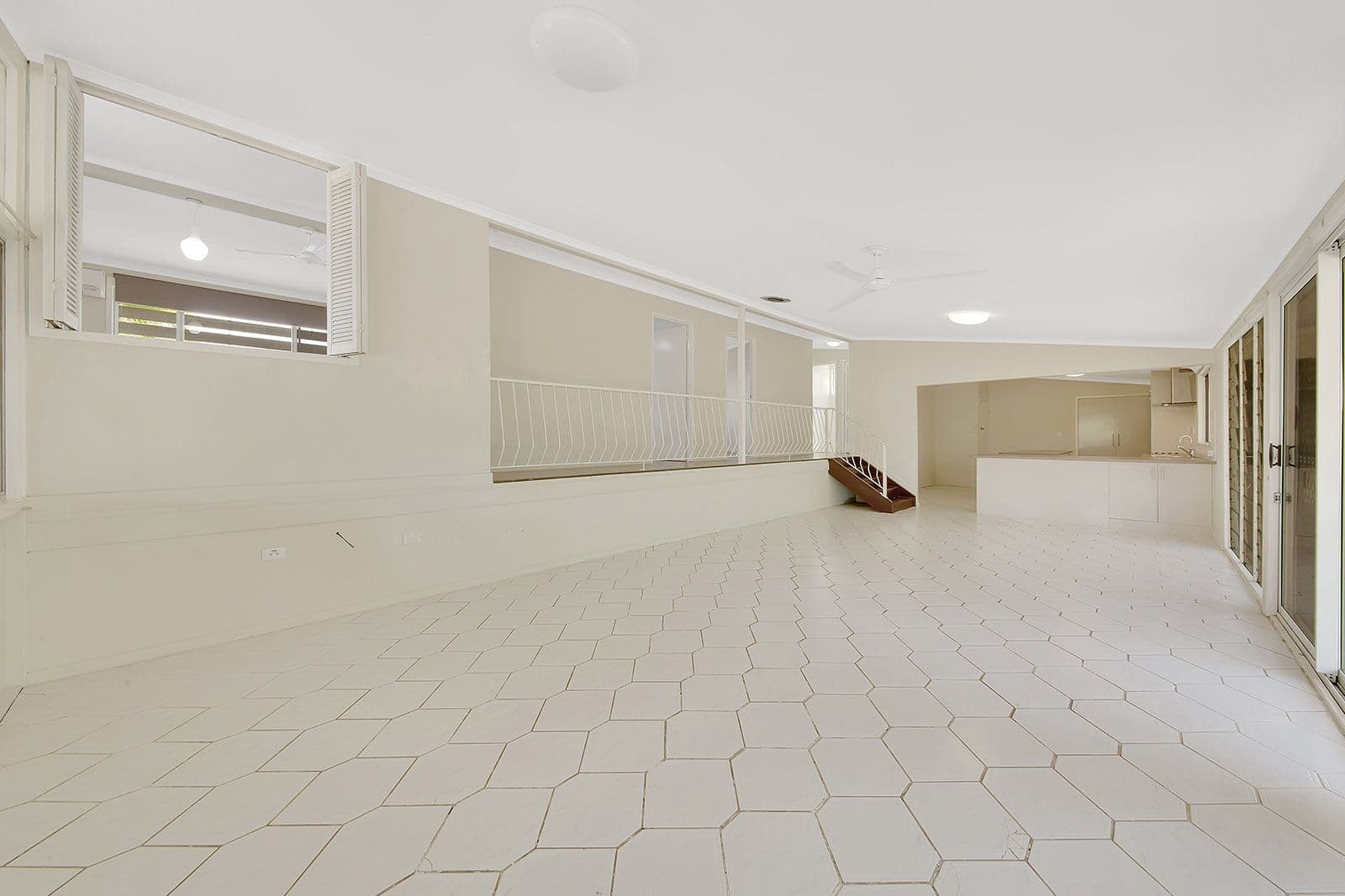 7 Allunga Drive, Glen Eden QLD 4680, Glen Eden - Thumbnail 4