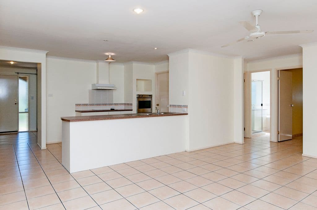 10 Jubilee Avenue, FOREST LAKE QLD 4078, Forest Lake - Thumbnail 3