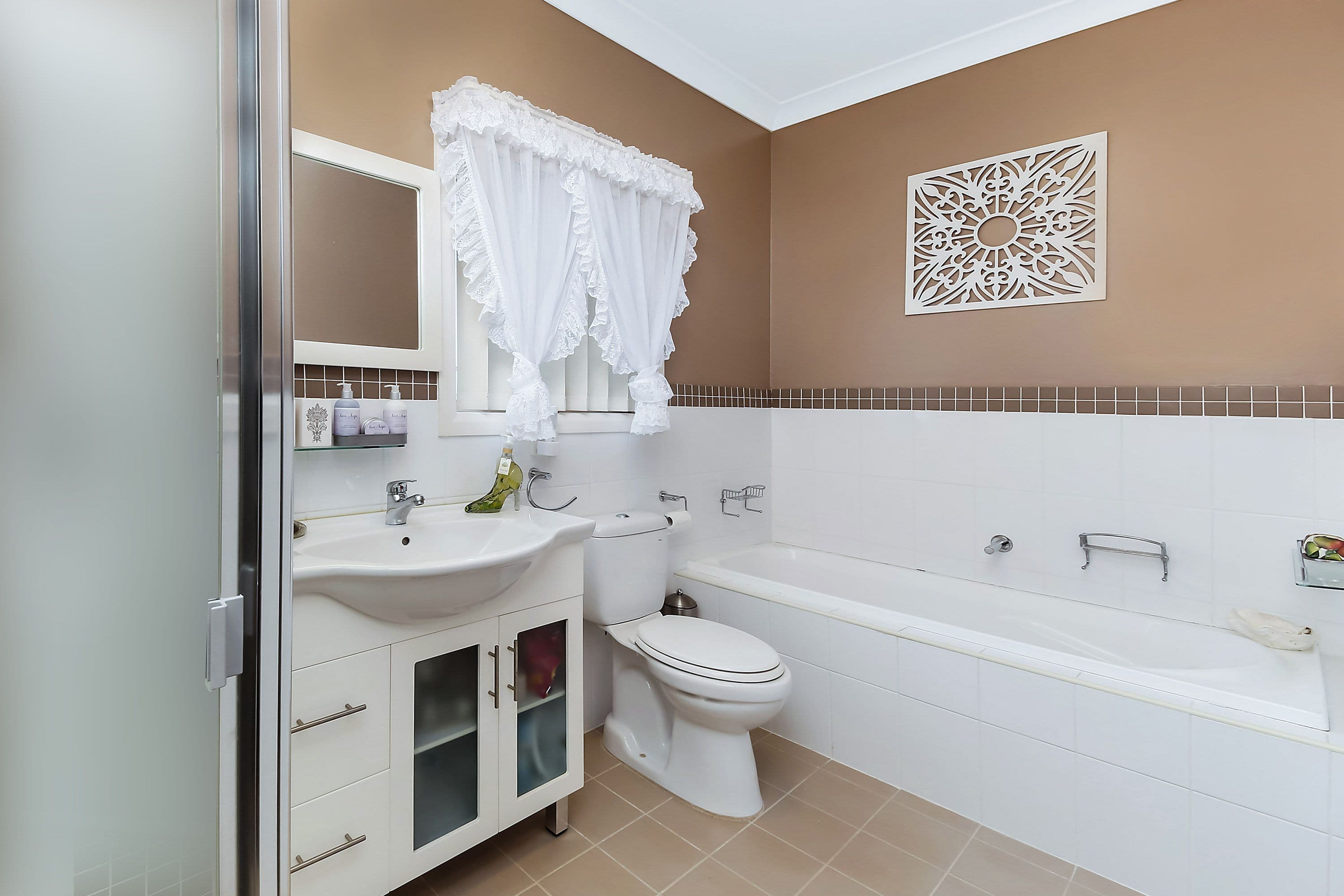 61 Gleeson Avenue, Condell Park NSW 2200, Condell Park - Thumbnail 7