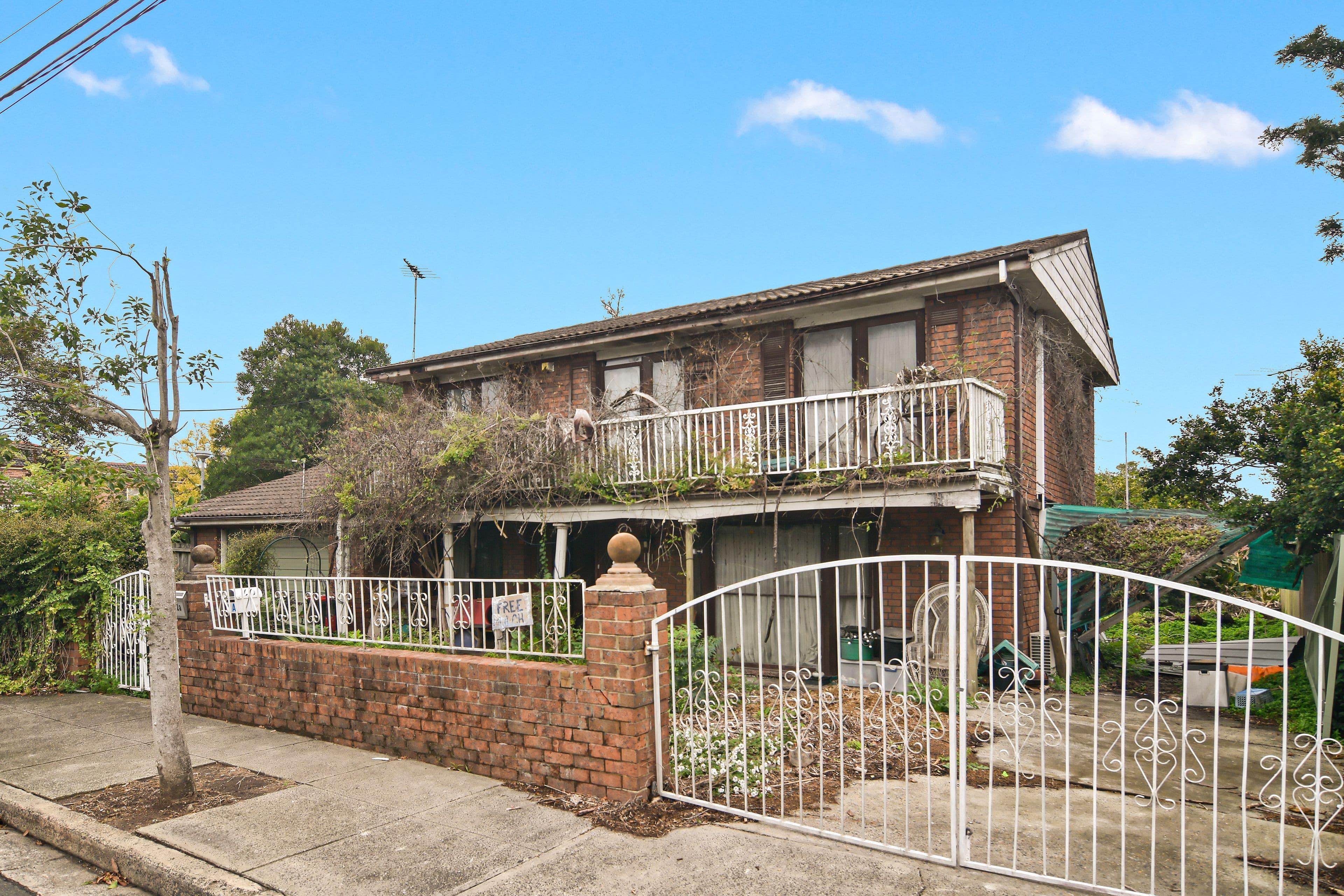 2A Roberts Street, St Peters NSW 2044, St Peters - Image 1