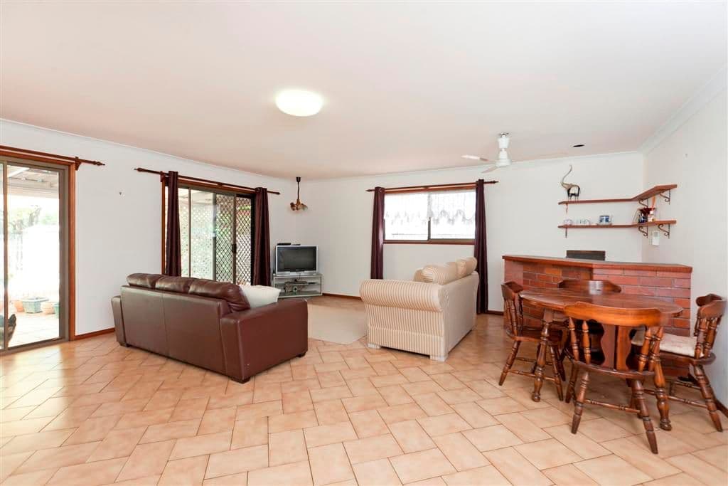 131 Fitzroy Street, CLEVELAND QLD 4163, Cleveland - Thumbnail 3