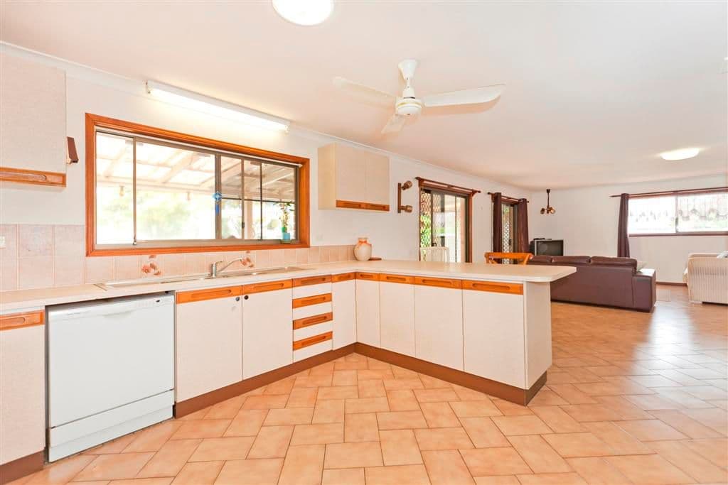 131 Fitzroy Street, CLEVELAND QLD 4163, Cleveland - Thumbnail 5