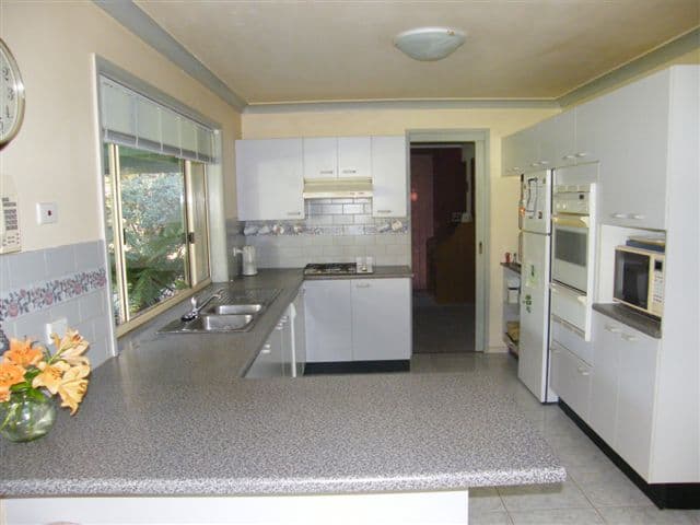 7 Wrap Court, NARRE WARREN SOUTH VIC 3805, Narre Warren South - Thumbnail 2
