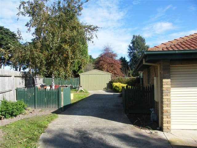 7 Wrap Court, NARRE WARREN SOUTH VIC 3805, Narre Warren South - Thumbnail 7
