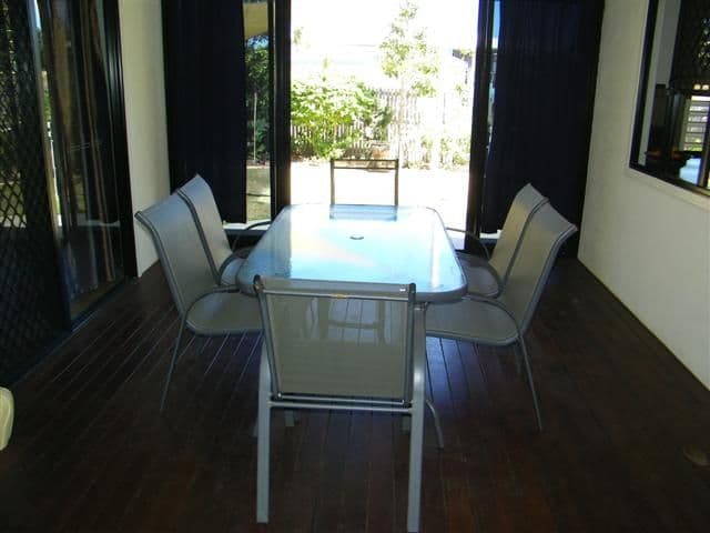 14 Lois Court, GLADSTONE QLD 4680, Gladstone - Thumbnail 4