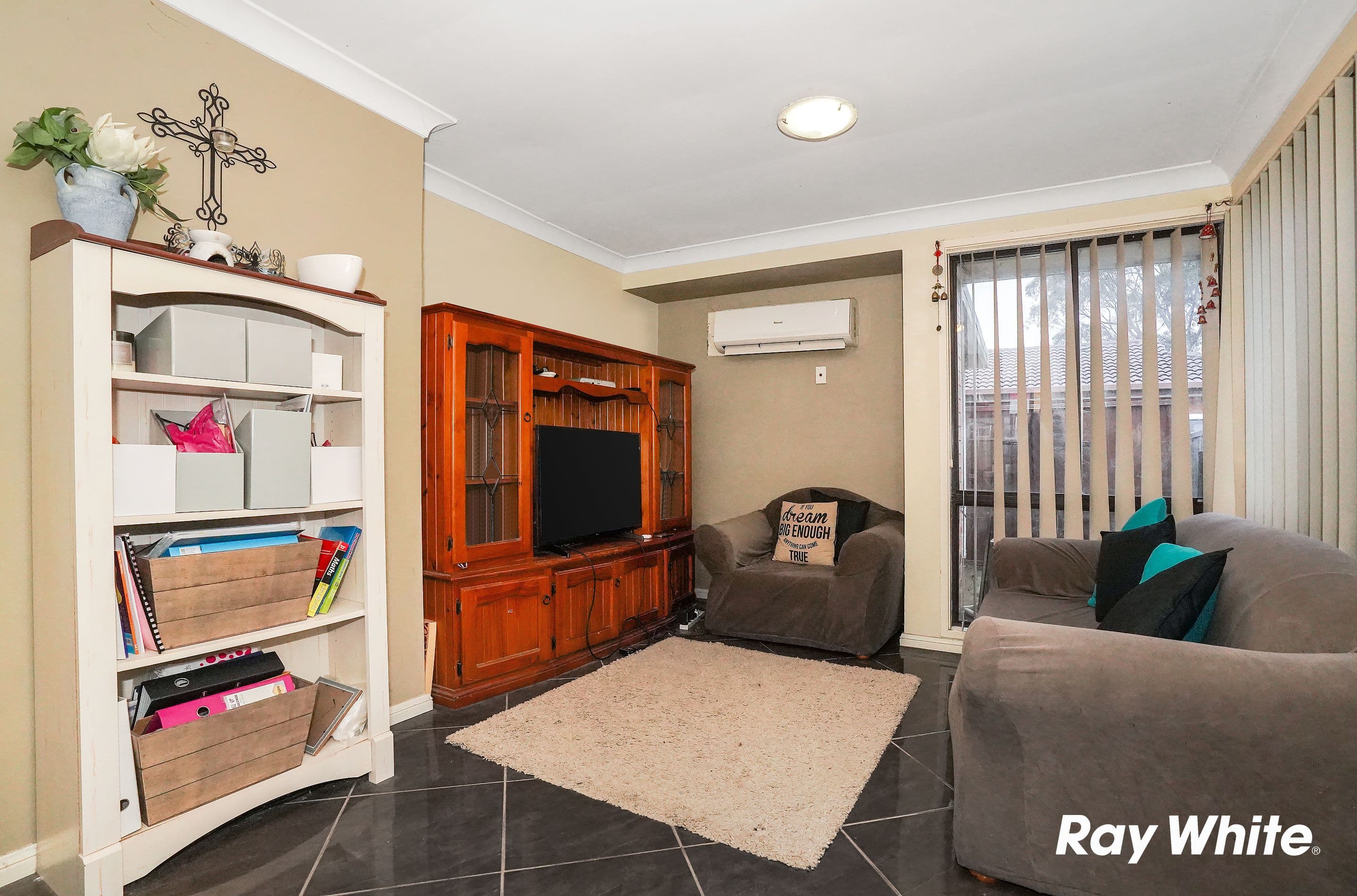 8 Speers Crescent, Oakhurst NSW 2761, Oakhurst - Thumbnail 2