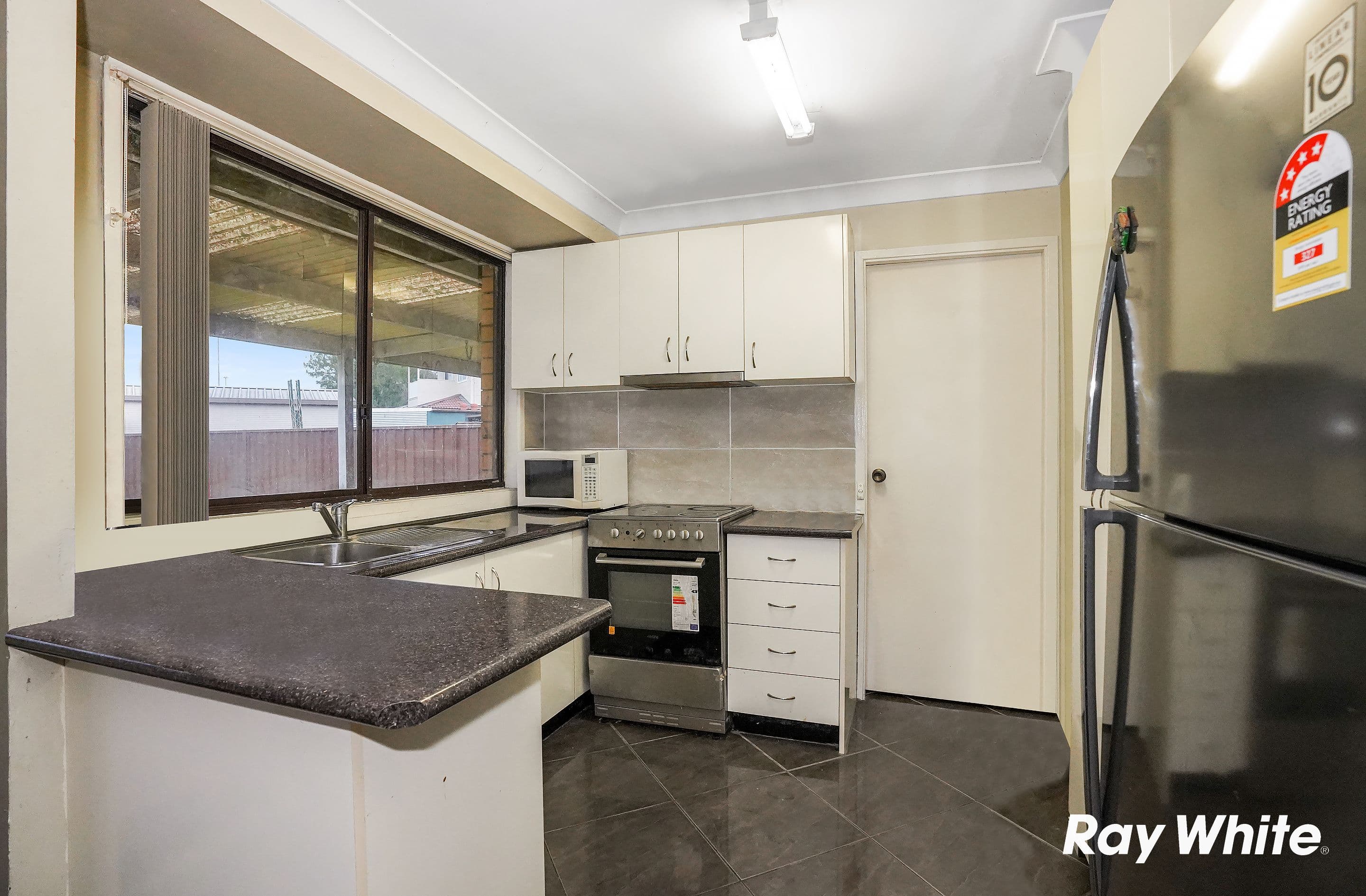 8 Speers Crescent, Oakhurst NSW 2761, Oakhurst - Thumbnail 7