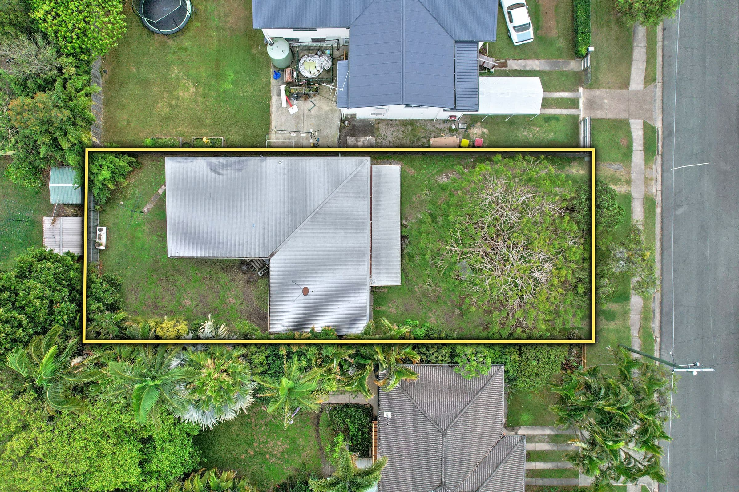 23 Crawford Street, Redcliffe QLD 4020, Redcliffe - Thumbnail 2