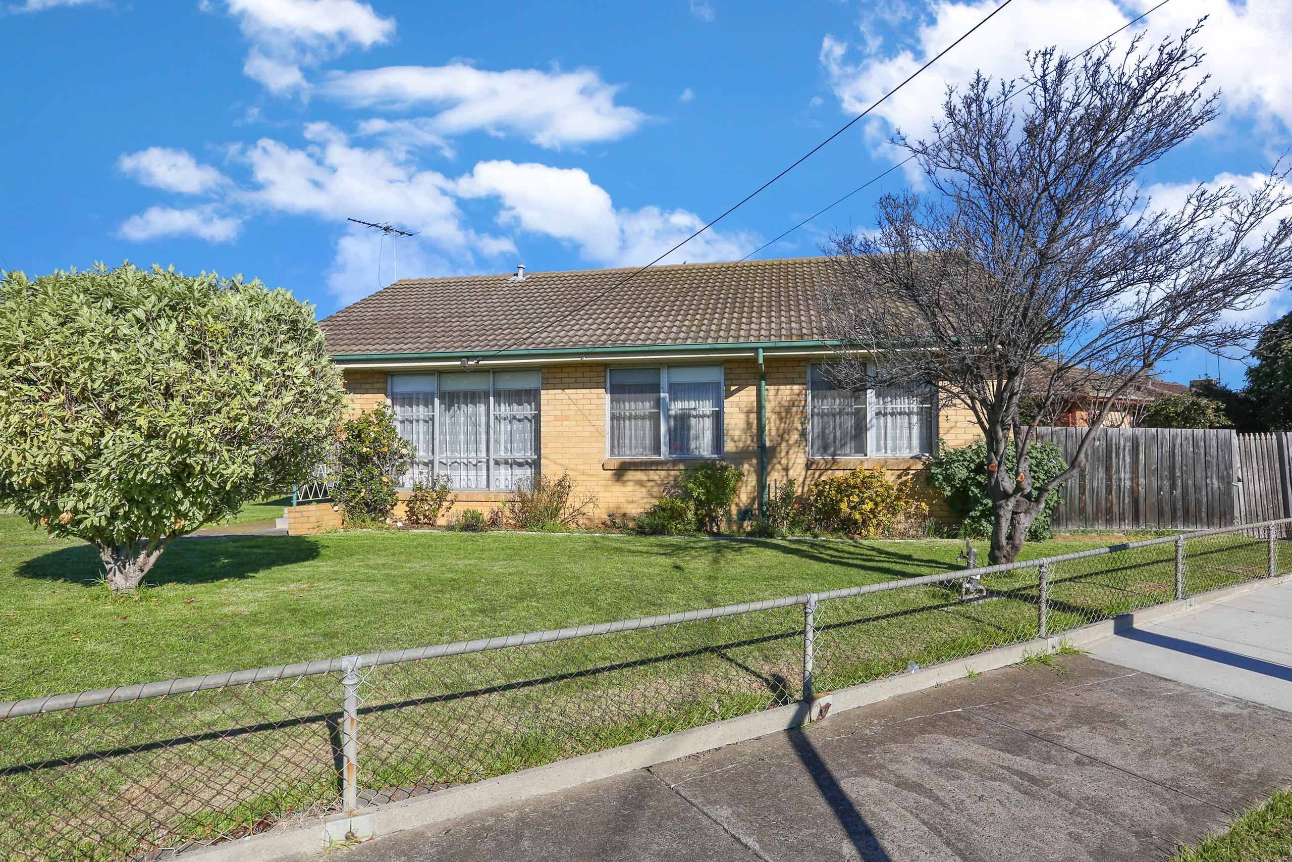 17 Davidson Road, Menai, Menai - Image 1