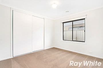 3 Morgan Way, Pakenham VIC 3810, Pakenham - Thumbnail 4