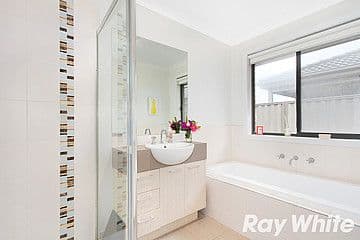 3 Morgan Way, Pakenham VIC 3810, Pakenham - Thumbnail 5