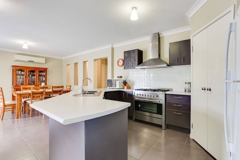 10 Melaleuca Street, Heathwood QLD 4110, Heathwood - Thumbnail 4