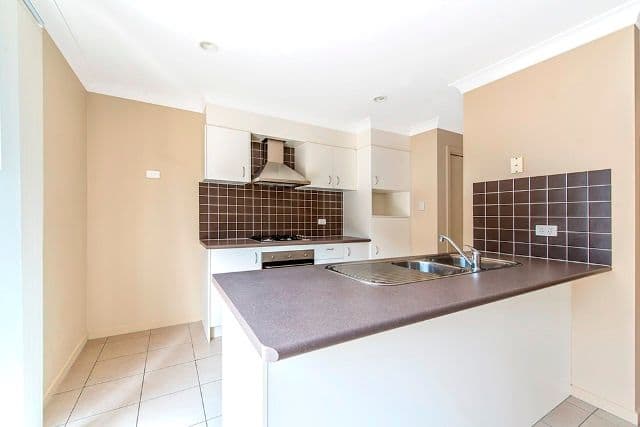 11 Seagreen Drive, COOMERA QLD 4209, Coomera - Thumbnail 2