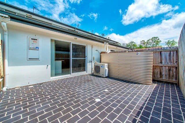 11 Seagreen Drive, COOMERA QLD 4209, Coomera - Thumbnail 3