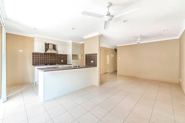 11 Seagreen Drive, COOMERA QLD 4209, Coomera - Thumbnail 5