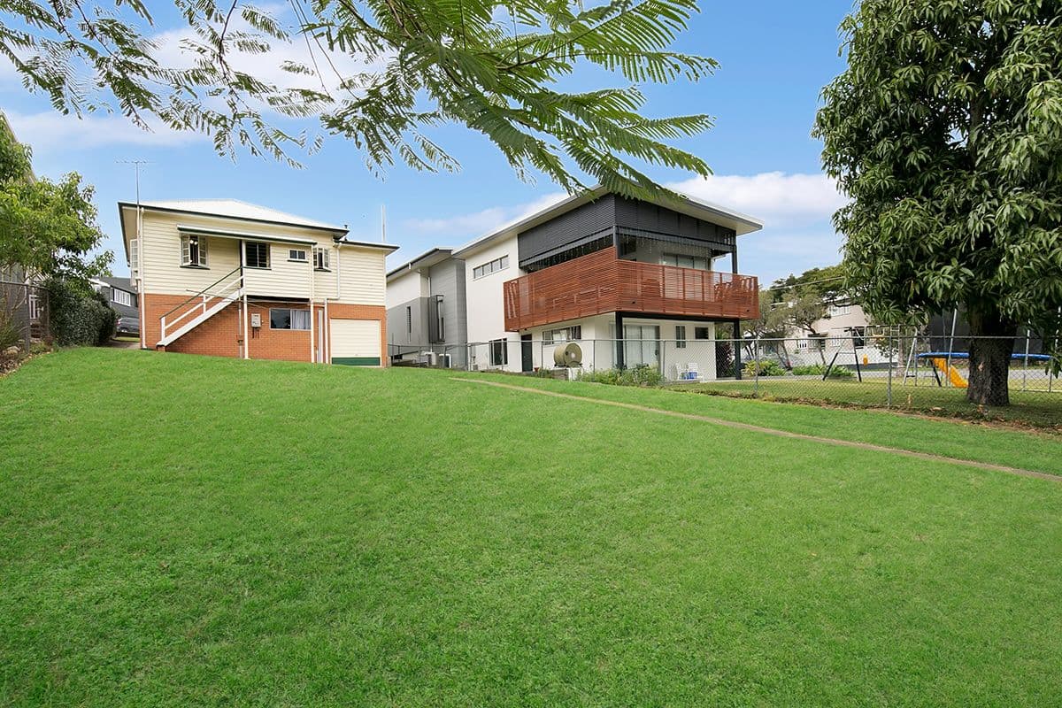 17 Carey Street, Bardon QLD 4065, Bardon - Thumbnail 2