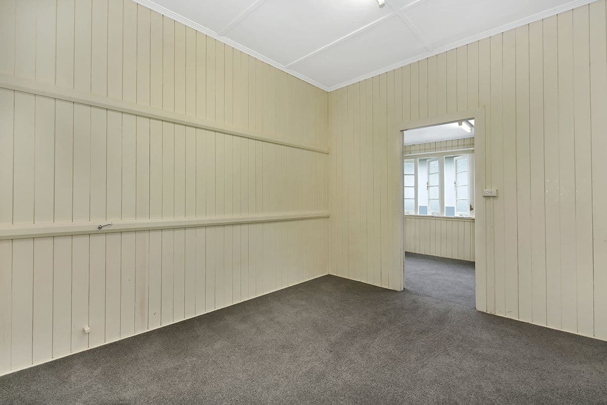17 Carey Street, Bardon QLD 4065, Bardon - Thumbnail 4