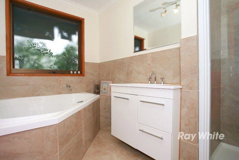 21 Browns Road, DEVON MEADOWS VIC 3977, Devon Meadows - Thumbnail 2