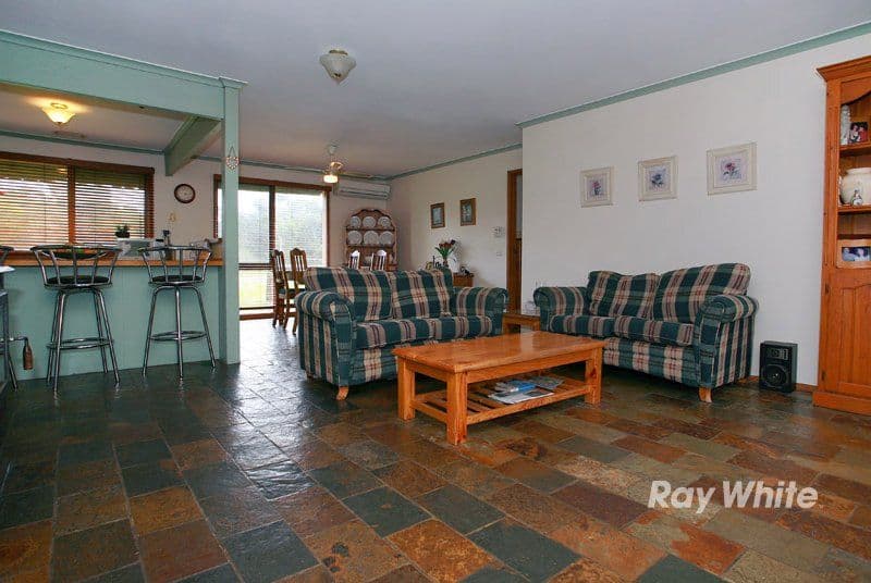 21 Browns Road, DEVON MEADOWS VIC 3977, Devon Meadows - Thumbnail 8